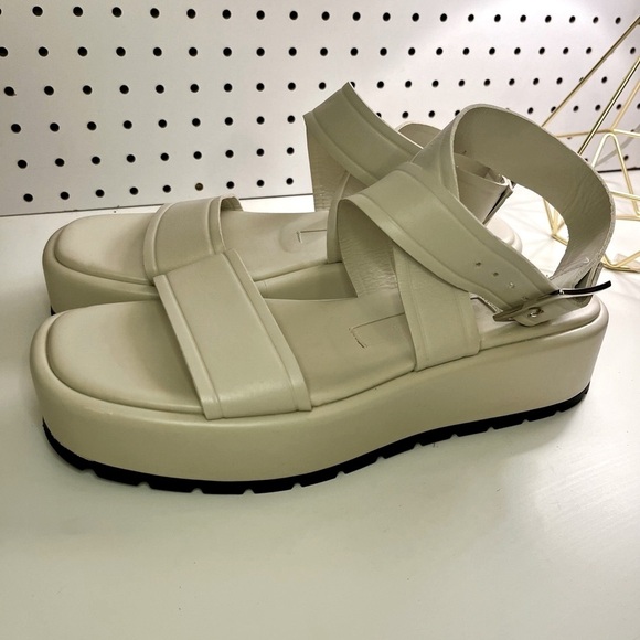 Zara Off White/Cream Leather Flat Strappy Platform Sandals Boho Beach Summer - Picture 13 of 16